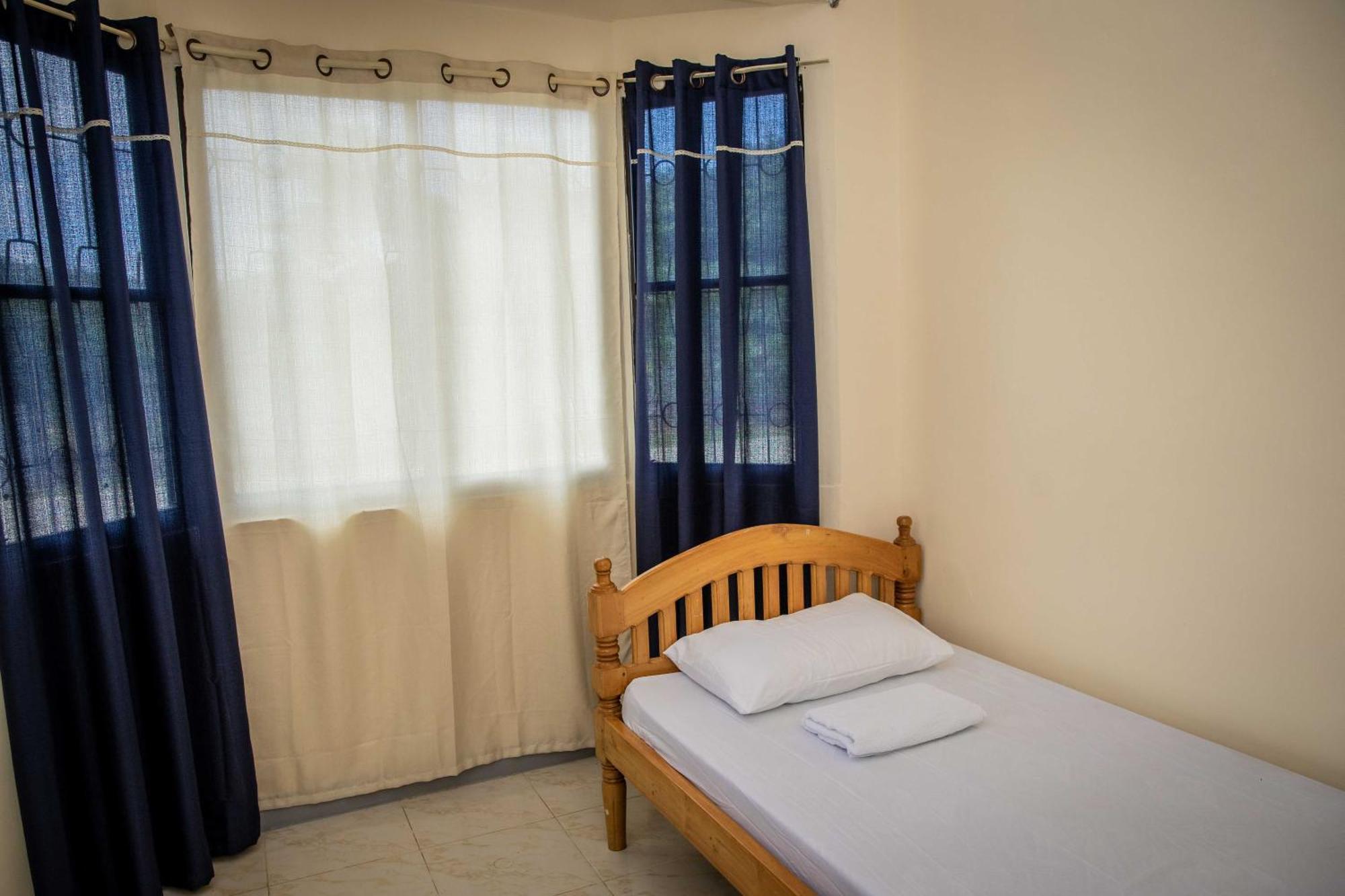 Fardesam - Budget Friendly Guest House Siquijor Esterno foto
