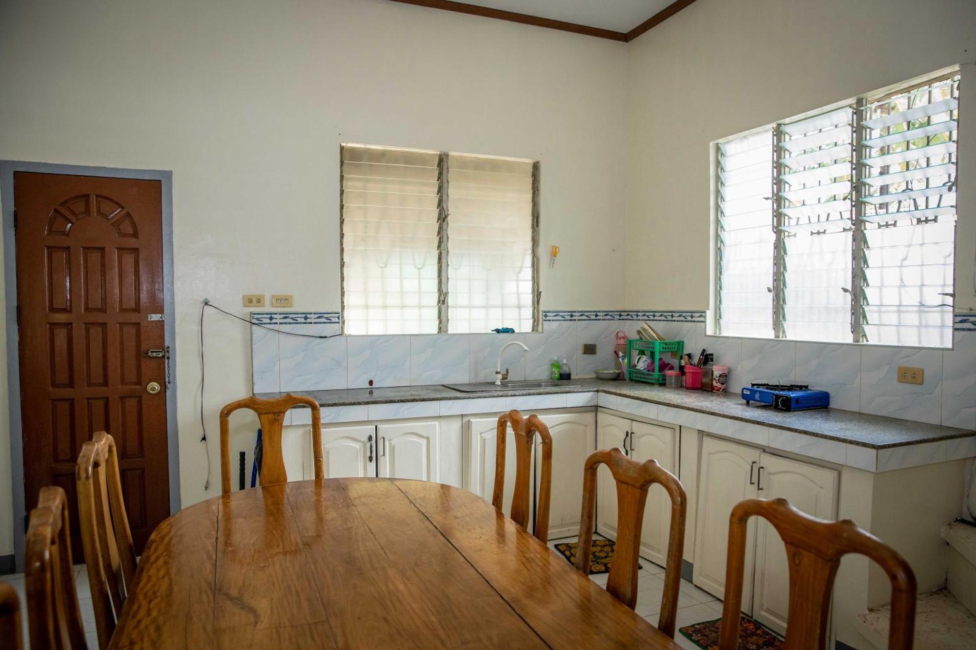 Fardesam - Budget Friendly Guest House Siquijor Esterno foto